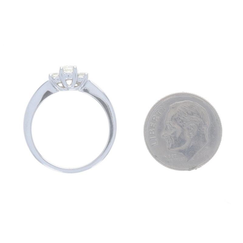 White Gold Diamond Three-Stone Engagement Ring - 14k Round .25ctw Trellis For Sale 1