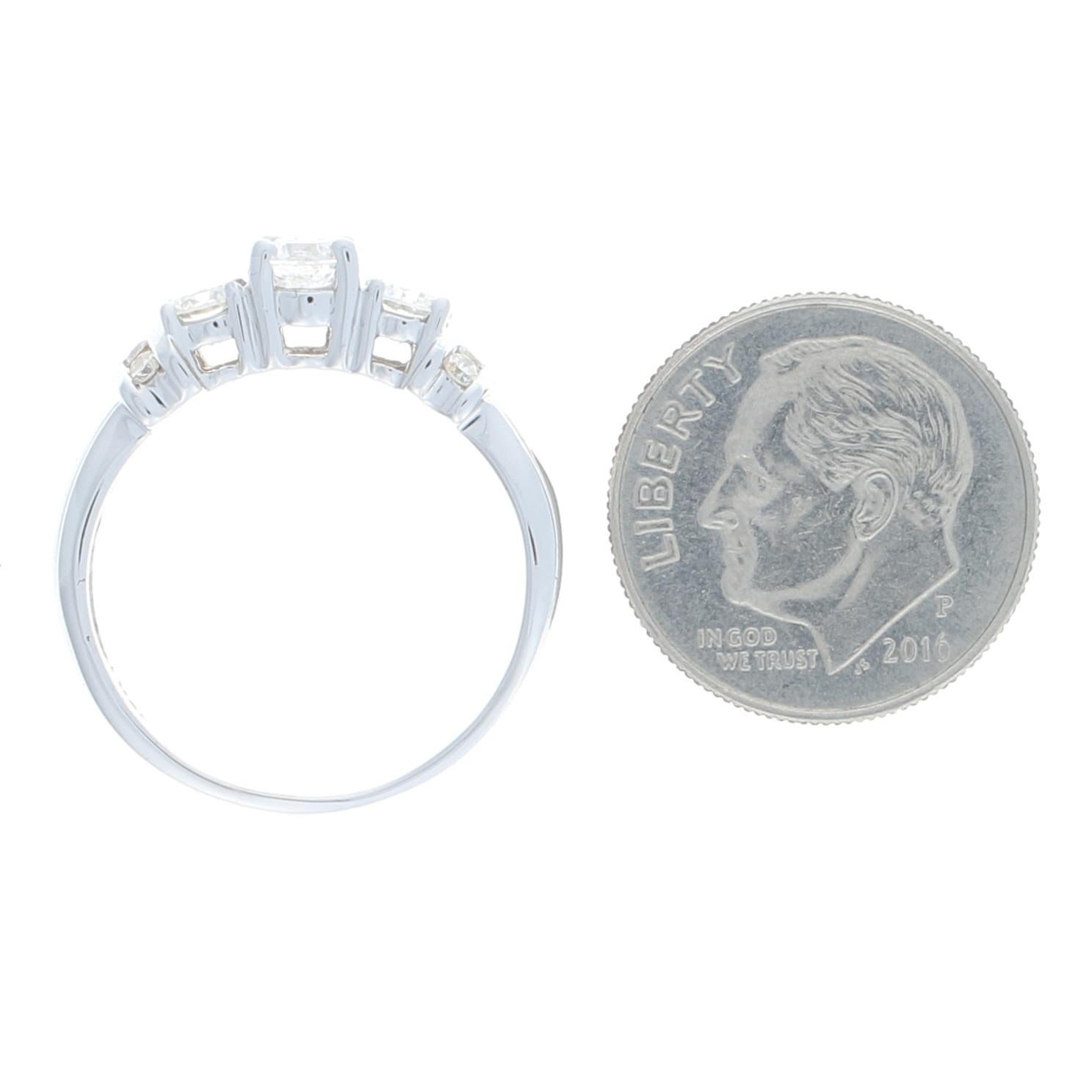 White Gold Diamond Three-Stone Ring, 18 Karat Round Brilliant Cut 1.00 Carat 1