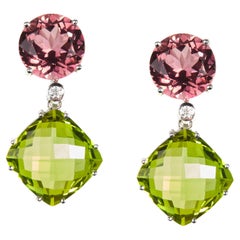 Boucles d'oreilles en or blanc, diamant, tourmaline et péridot