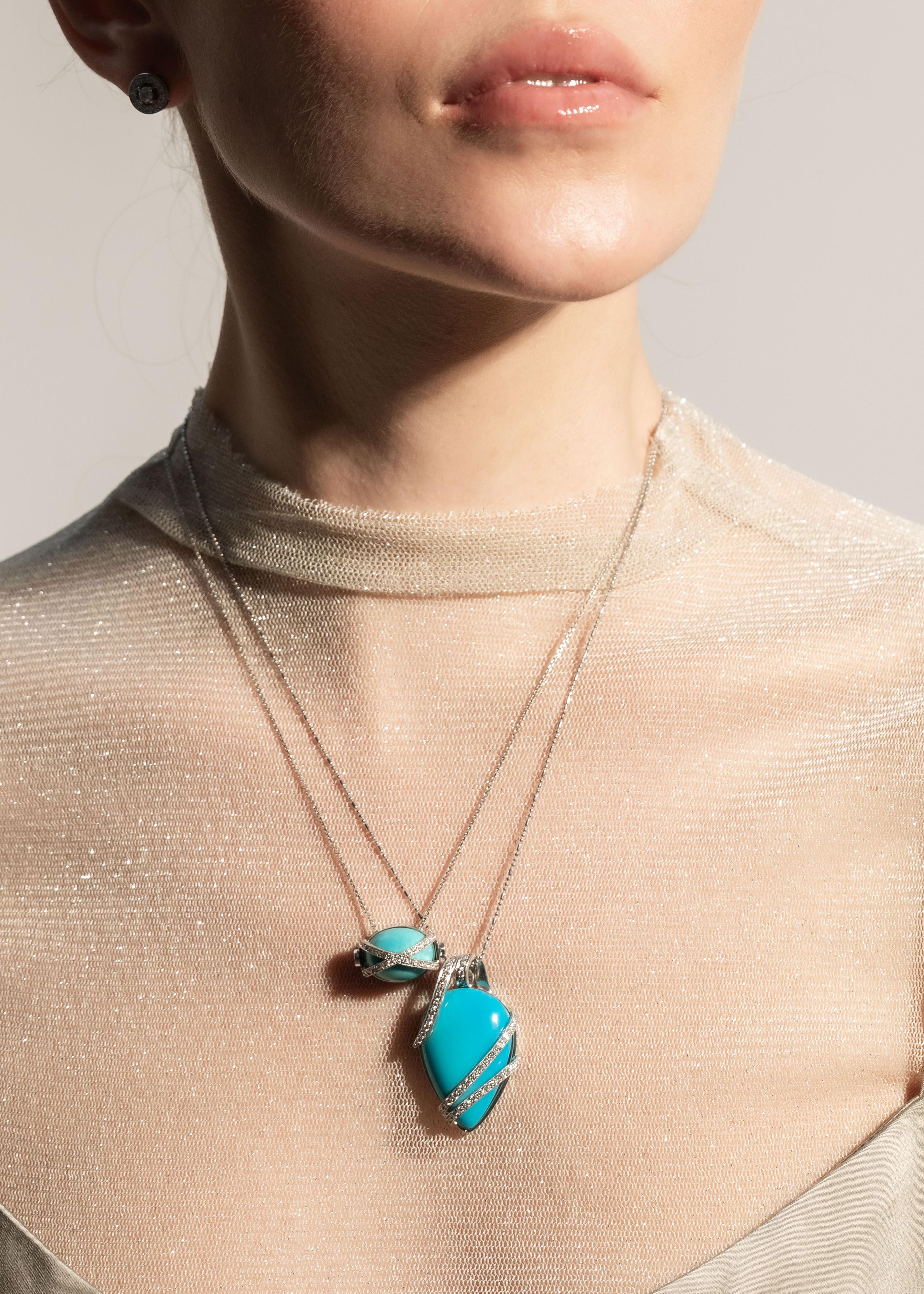 Collana convertibile con diamanti e turchesi in oro bianco in vendita 1