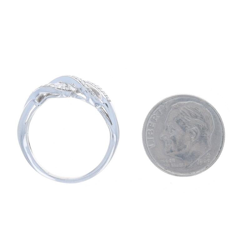Anello a due pietre con diamante in oro bianco - 10k Brilliante rotondo 1/2ctw Swirl in vendita 1