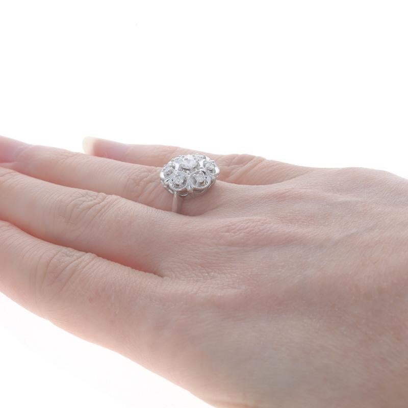 Vintage Cluster-Cocktailring aus Weißgold mit Diamanten - 14k Rd .50ctw Blumen Milgrain Damen