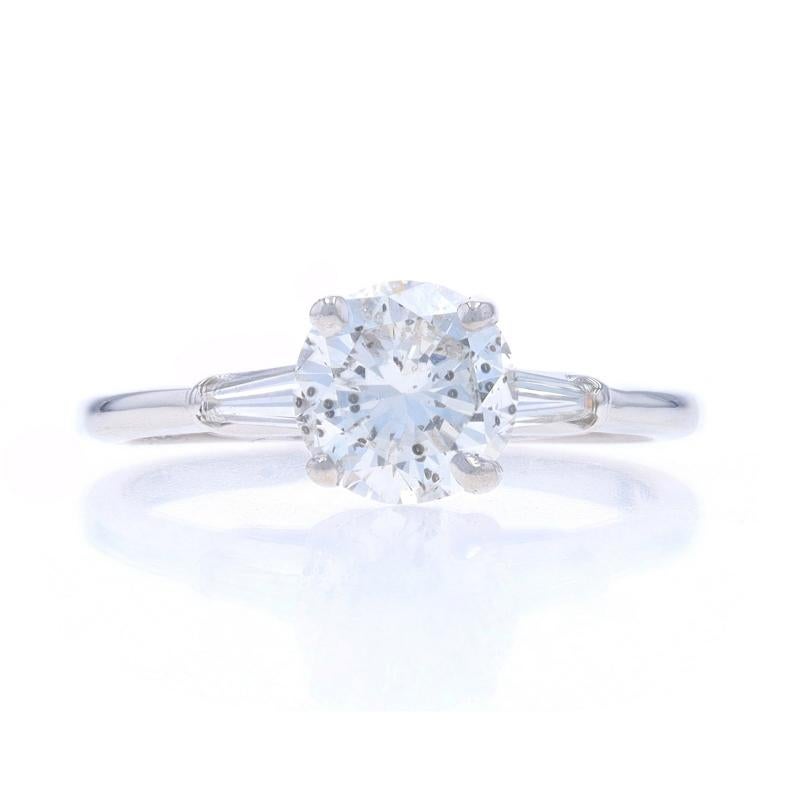 Dimensione: 7
Tassa sulle taglie: Up 2 taglie per $40 o Down 1/2 taglia per $40

Epoca: Vintage

Contenuto del metallo: Oro bianco 14k

Informazioni su A. Stone
Diamante naturale
Carati: 1,25ct
Taglio: Rotondo brillante
Colore: G
Chiarezza: