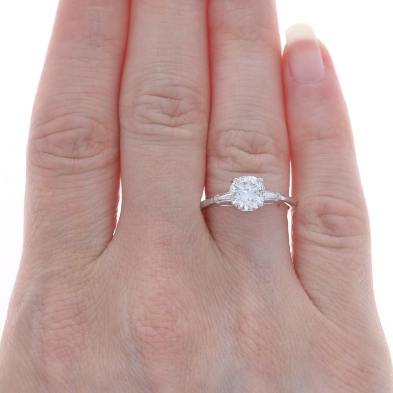 Taglio rotondo Anello di fidanzamento vintage con diamante in oro bianco - 14k Brilliante rotondo 1,55ctw in vendita