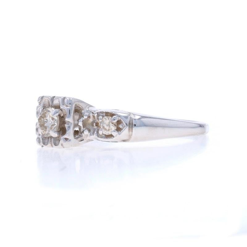 White Gold Diamond Vintage Engagement Ring - 14k Round Brilliant .28ctw Floral In Excellent Condition For Sale In Greensboro, NC