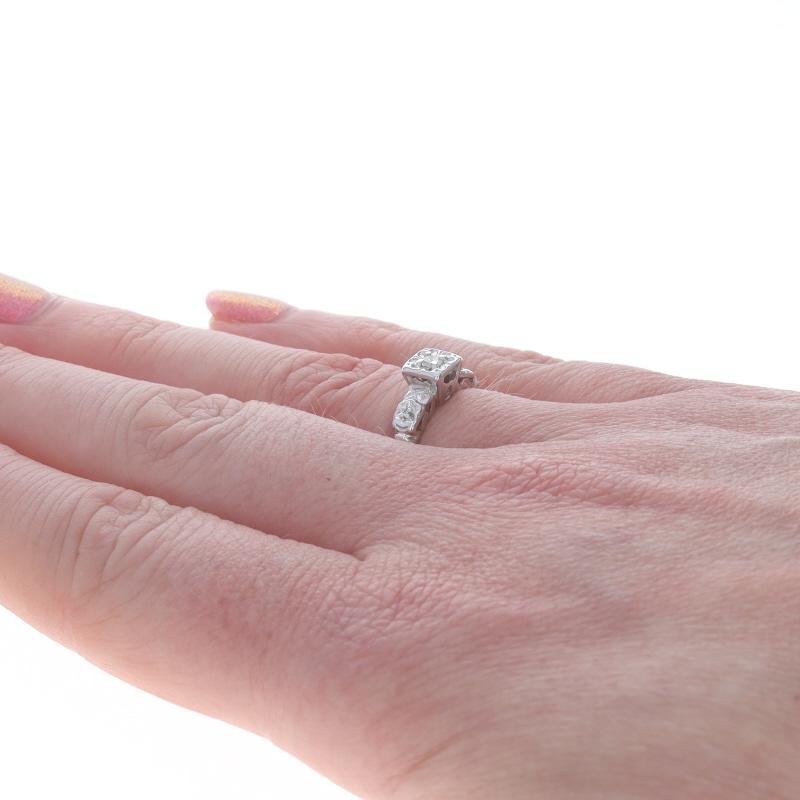 Women's White Gold Diamond Vintage Engagement Ring - 14k Single For Sale