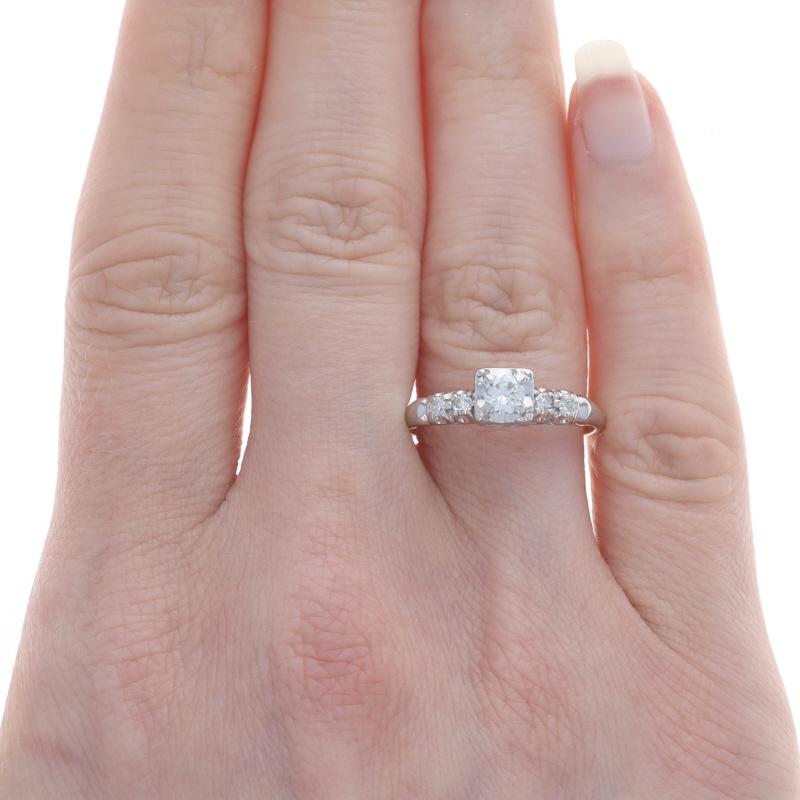 Taglio rotondo Anello di fidanzamento e fede in oro bianco con diamante vintage - 14k Round .45ctw in vendita