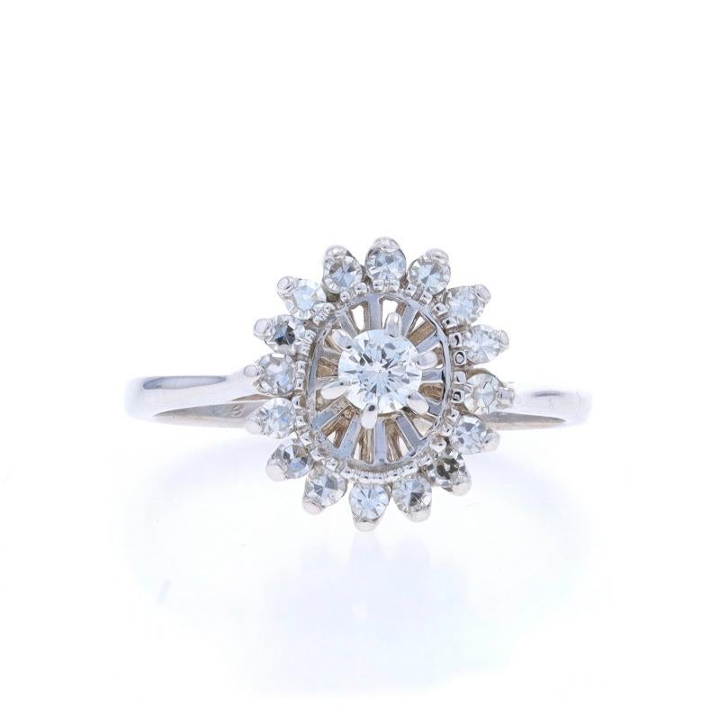 Größe: 6 1/4
Gebühr für Größenanpassung: Up 3 Größen für $35 oder Down 3 Größen für $35

Epoche: Vintage By

Metall Inhalt: 14k Weißgold

Informationen zu Stein

Natürliche Diamanten
Karat(e): .38ctw
Schliff: Rundbrillant (Mitte) & Einzel
Farbe: G -