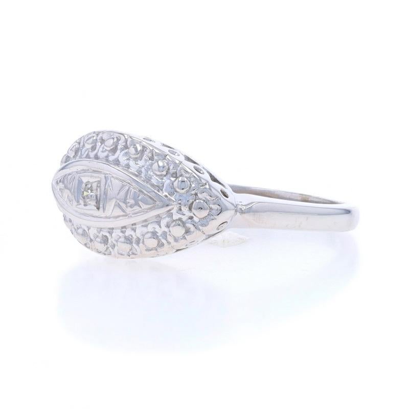 Women's White Gold Diamond Vintage Ring - 14k Single Cut Floral Solitaire For Sale