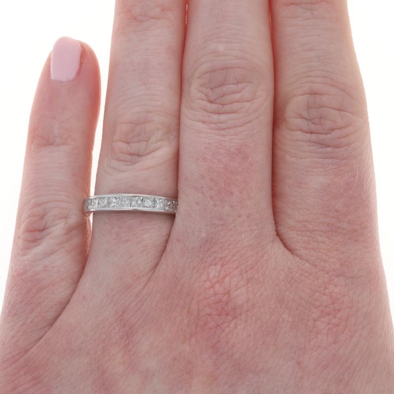 Taglio princess White Gold Diamond Wedding Band - 14k Princess 1.00ctw Channel Set Ring SZ 7 1/2 in vendita
