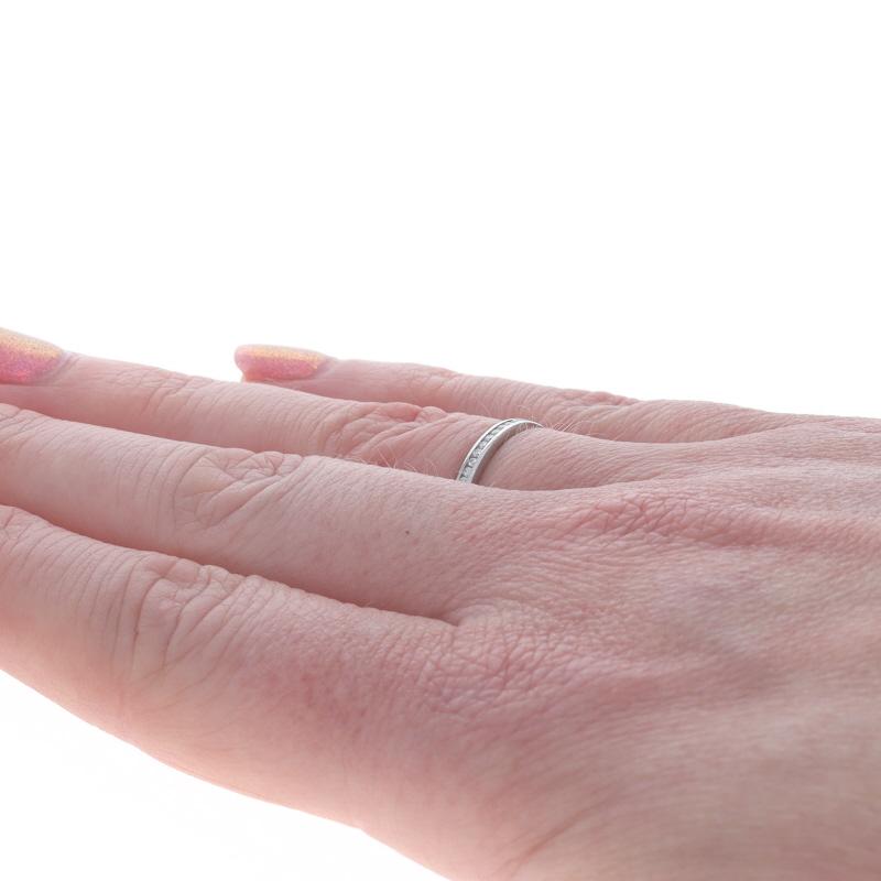 Women's White Gold Diamond Wedding Band - 14k Round .26ctw Channel Set Ring SZ 6 For Sale