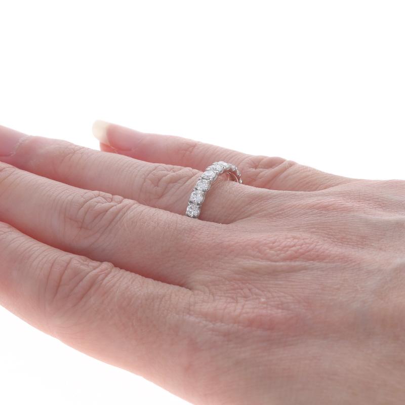 Donna Fascia nuziale con diamante in oro bianco - Anello con diamante rotondo brillante da 1,00 ct. in 14k in vendita