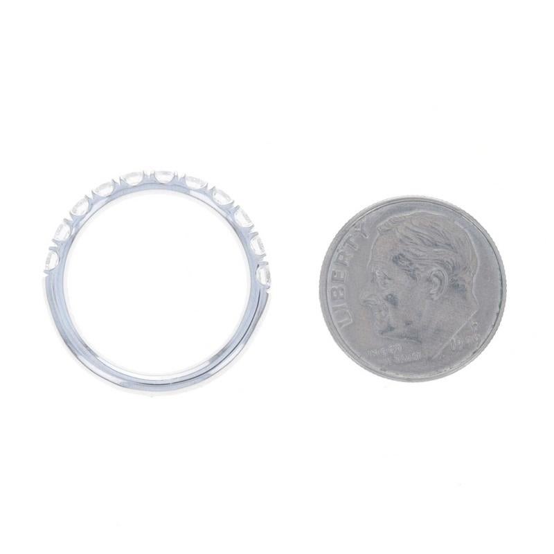 Fascia nuziale con diamante in oro bianco - Anello con diamante rotondo brillante da 1,00 ct. in 14k in vendita 1