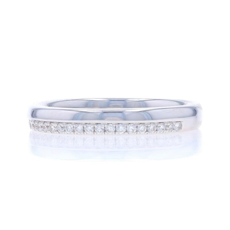 Alianza de boda de oro blanco con diamantes - 14k Alianza de boda redonda brillante .16ctw en Nuevo estado para la venta en Greensboro, NC
