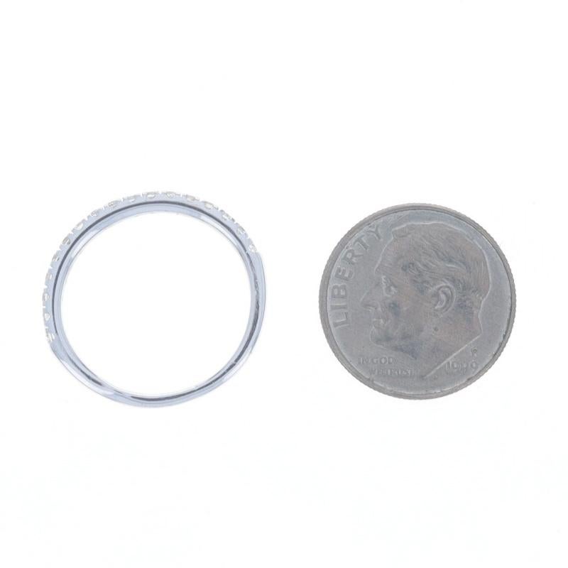 Weißgold Diamant Hochzeit Band - 14k Runde Brillant .20ctw Französisch Set Ring im Angebot 1