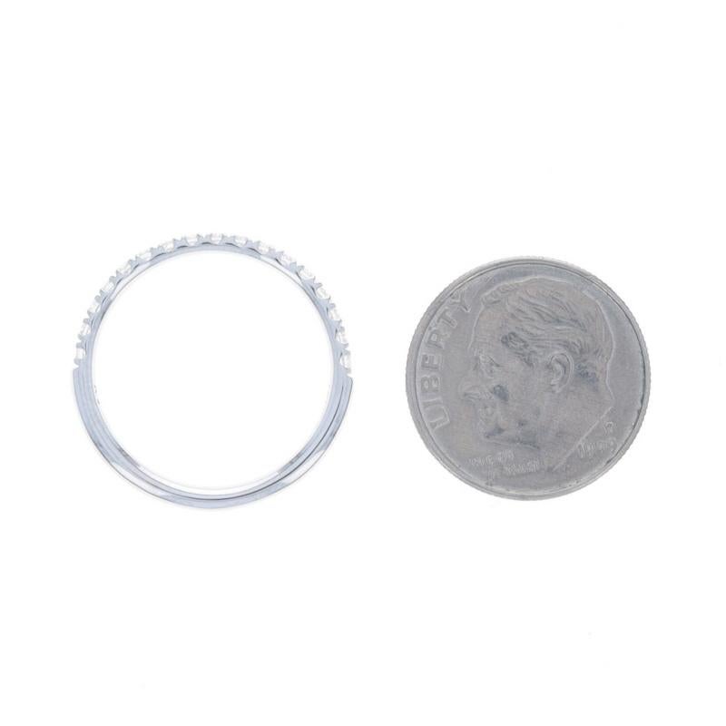 Fascia nuziale con diamanti in oro bianco - Anello con diamante tondo Brilliante .25ctw in oro bianco 14k in vendita 1