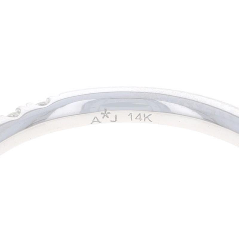 Fascia nuziale con diamanti in oro bianco - Anello con diamante tondo Brilliante .25ctw in oro bianco 14k in vendita 2