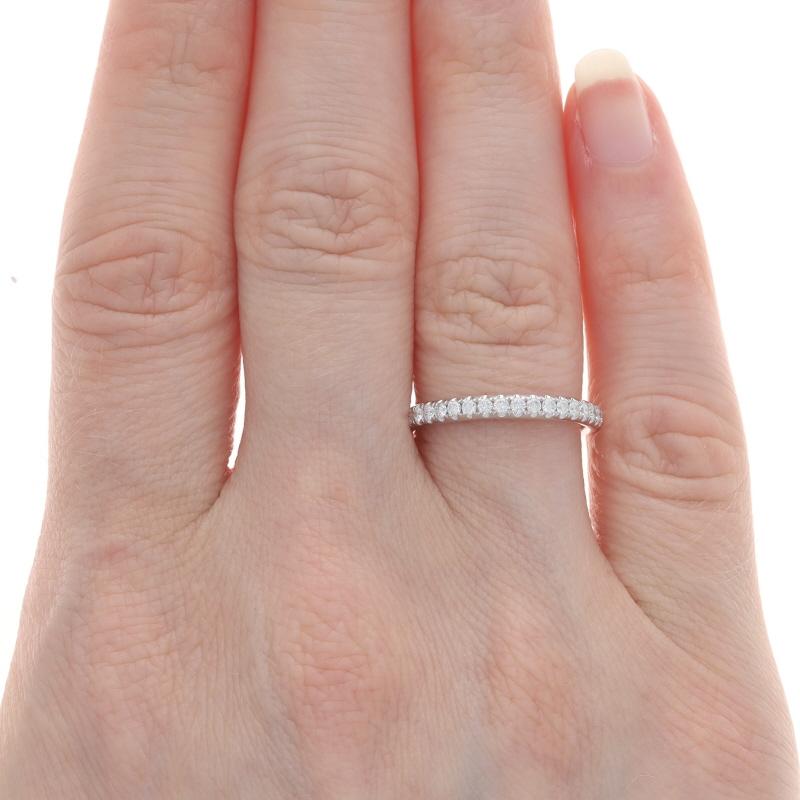 Weißgold Diamant Hochzeit Band - 14k Runde Brillant .27ctw Französisch Set Ring (Rundschliff)