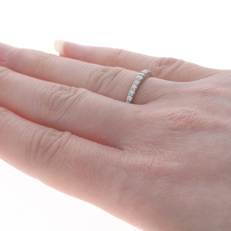 Donna Fascia nuziale con diamante in oro bianco - Anello tondo Brilliante 14k da 0,30 ct. in vendita