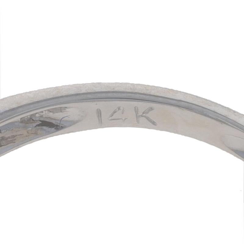 Fascia nuziale in oro bianco con diamanti - Anello con incastonatura a canale in oro tondo Brilliante 14k da 0,33ctw in vendita 2