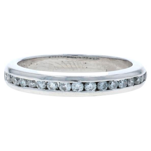 Alliance en or blanc avec diamant - Bague en or blanc 18k à diamant rond brillant de 0,40ctw en vente
