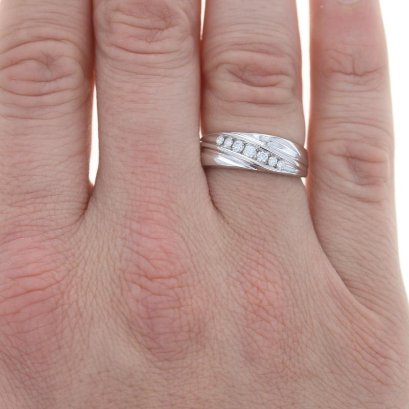 Weißgold Diamant Hochzeit Herrenband - 14k Runde Brillant .25ctw Ring Größe 8 1 (Rundschliff) im Angebot