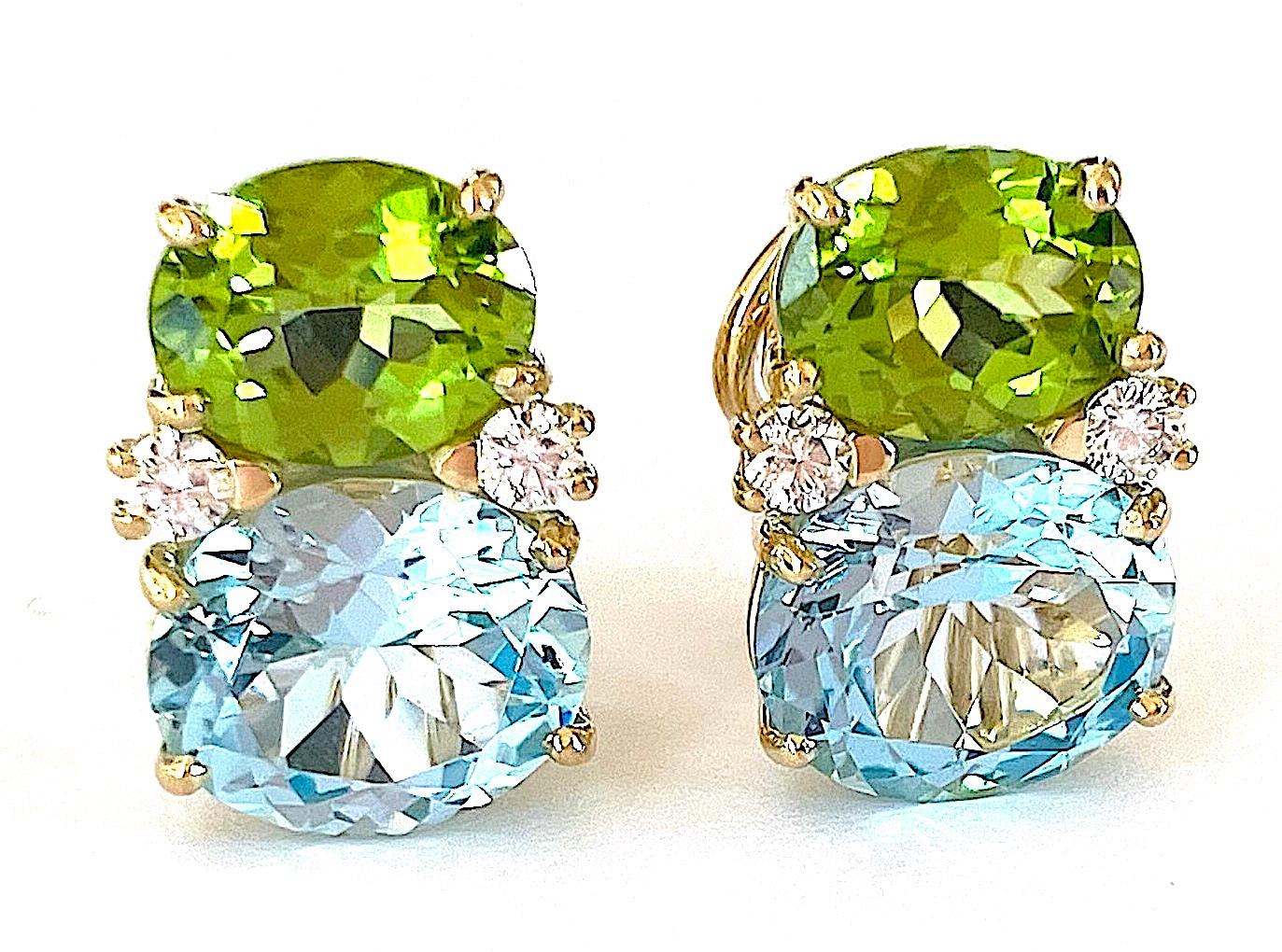 White Gold Double Cushion Earrings with Iolite and Cabochon Chalcedony For Sale 5