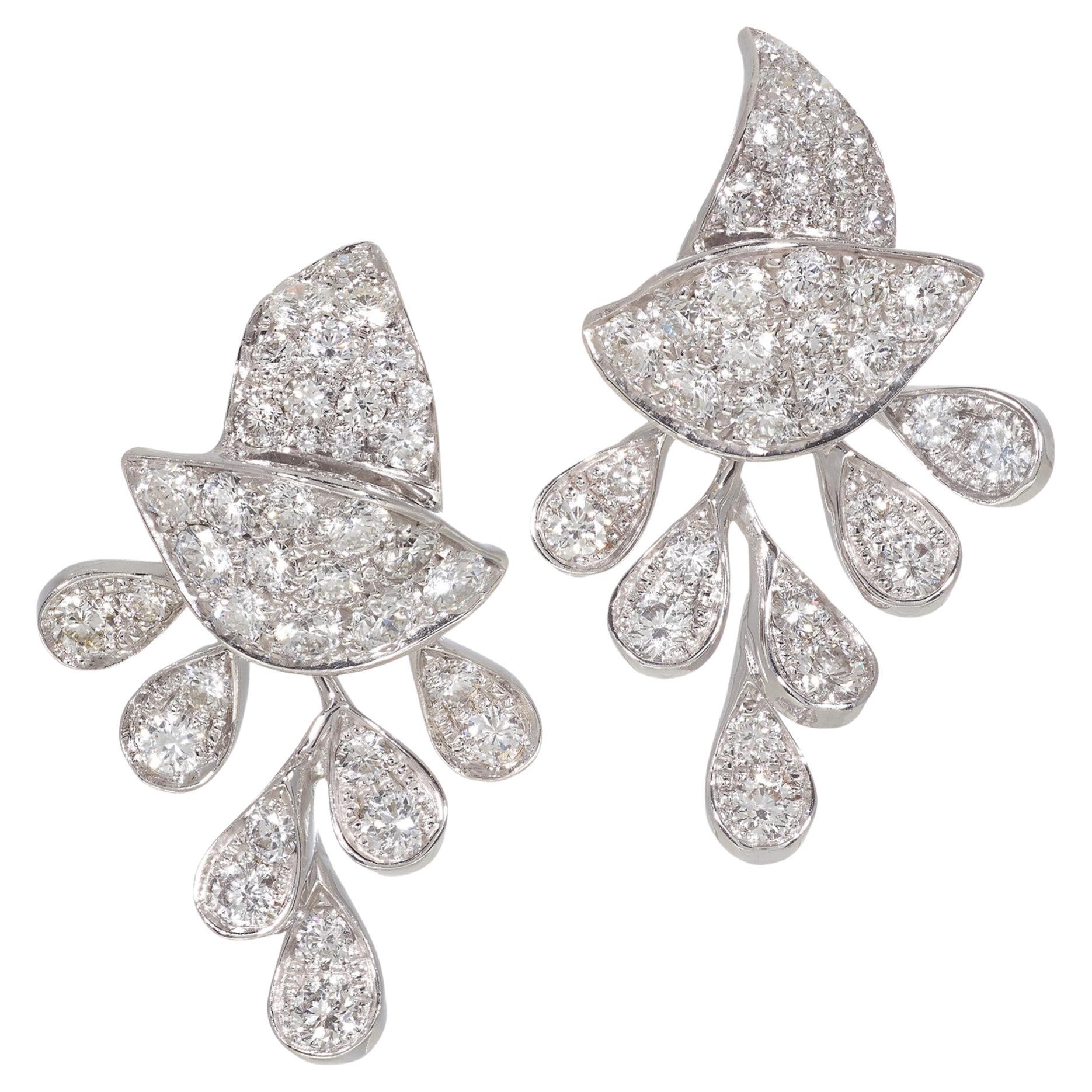 White Gold Drop Earrings set with Diamonds For Sale