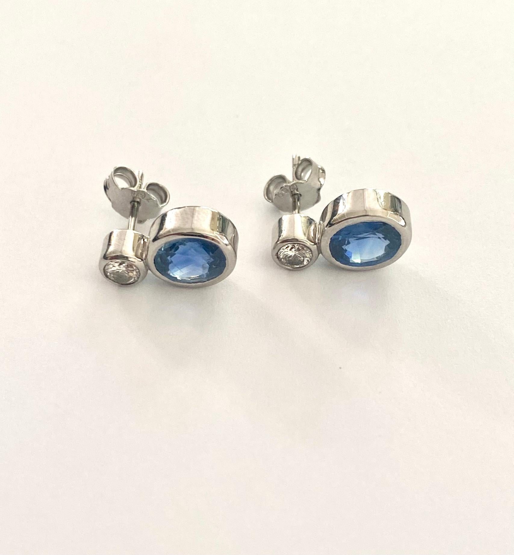 Women's or Men's White Gold Ear Studs Each with a Sapphire and Brilliant