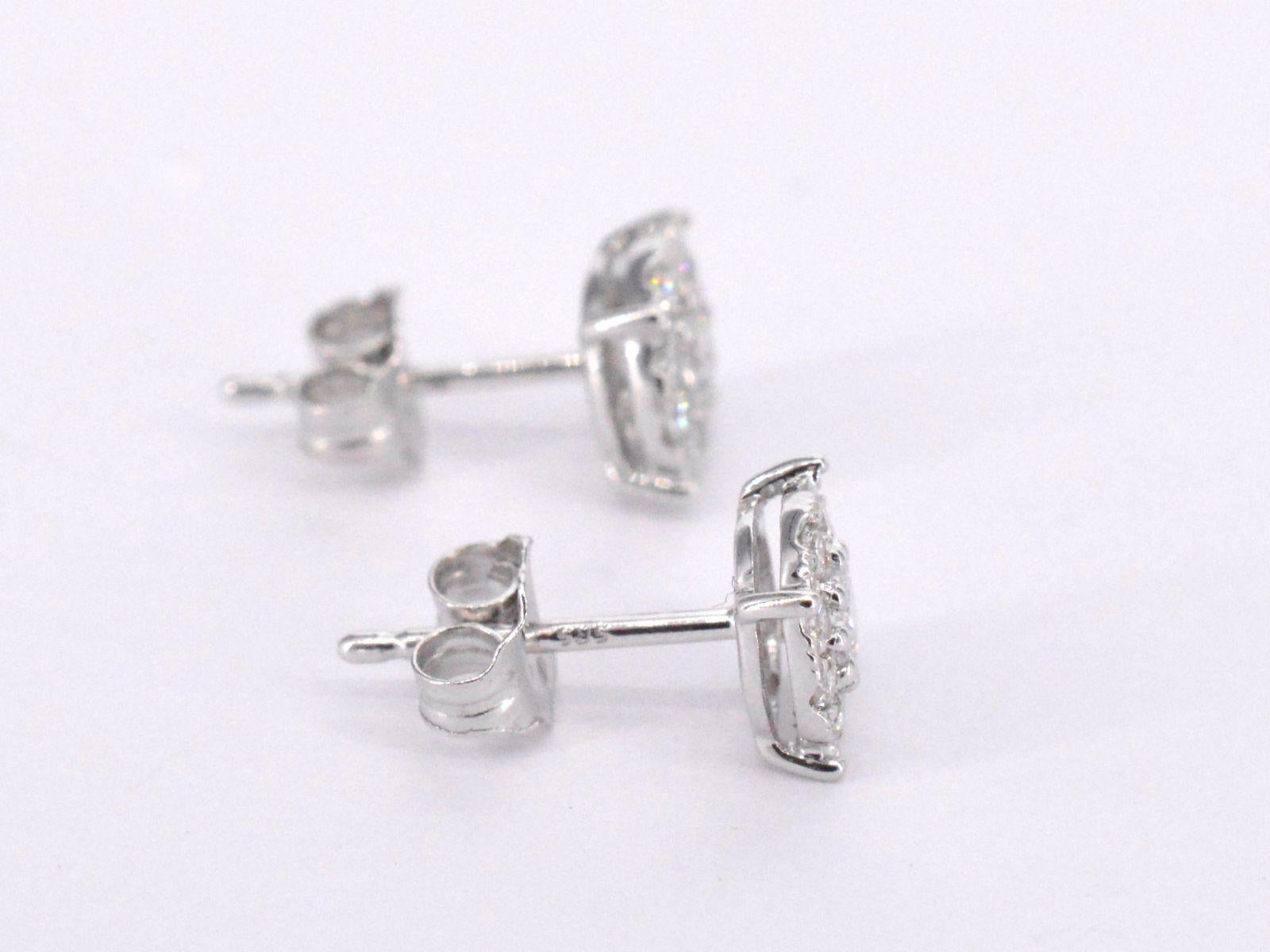 White Gold Earrings with Brilliant Cut Diamonds For Sale 1