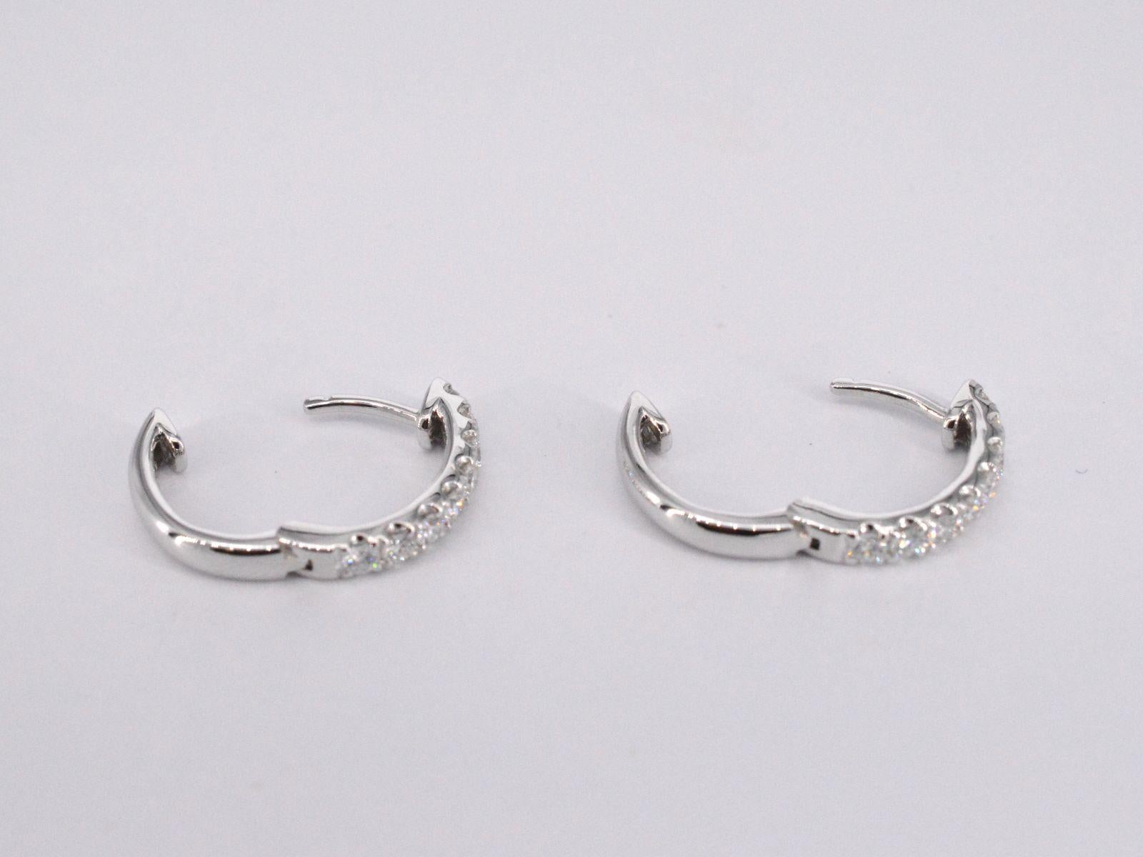 White Gold Earrings with Diamonds In Excellent Condition For Sale In AMSTELVEEN, NH