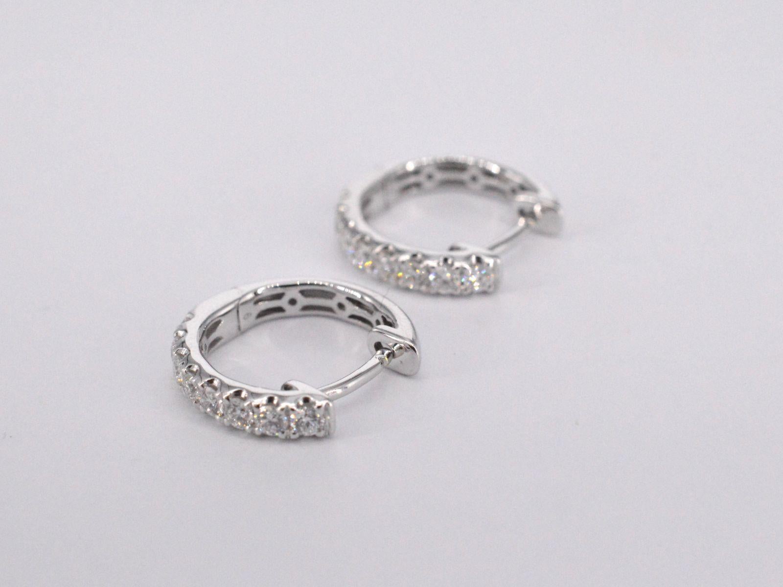 Women's White Gold Earrings with Diamonds For Sale