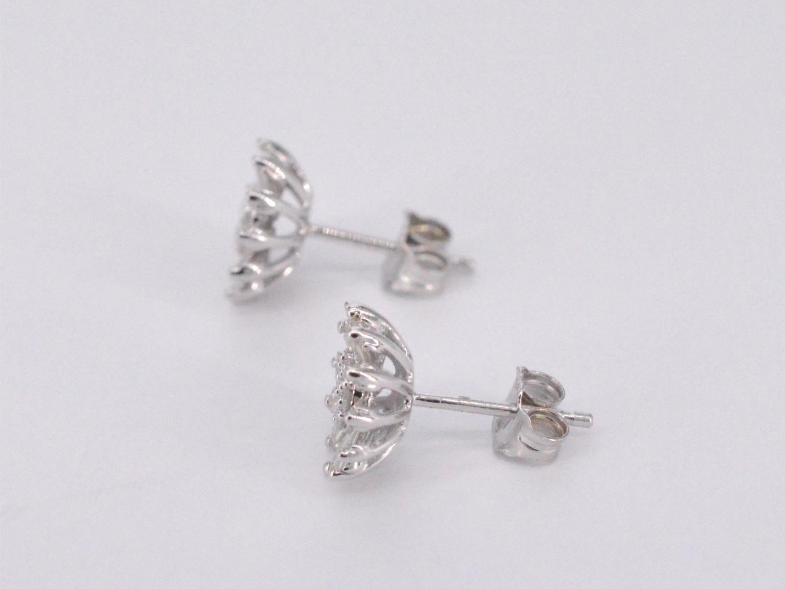 Women's White Gold Earrings with Natural Genuine Diamonds For Sale