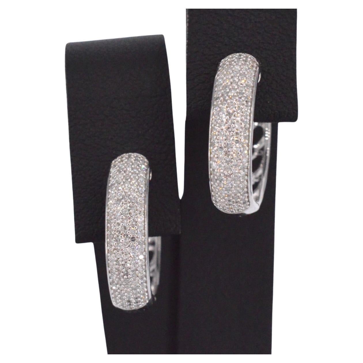 White Gold Earrings with Real Diamonds For Sale