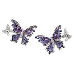 Ohrringe aus Weißgold mit weißenenen Diamanten, blauen Saphiren und Mikromosaik