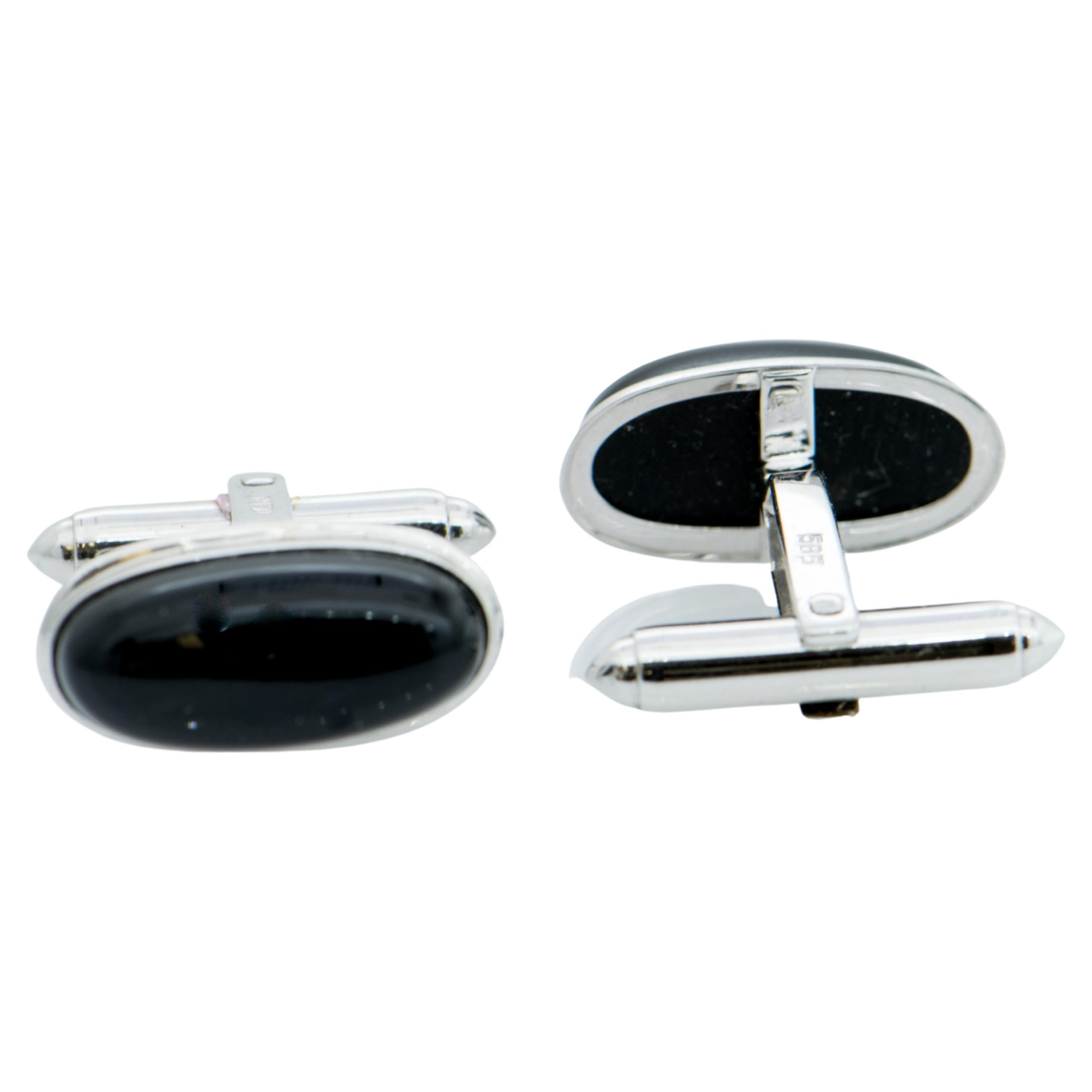 Contemporary White Gold Elegant Cuff Links with Onyx For Sale