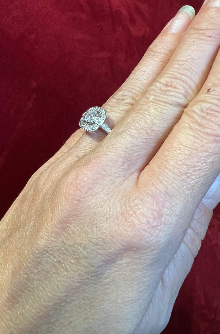 White Gold Engagement Ring Set with Diamonds For Sale at 1stDibs