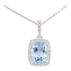 White Gold Entourage Pendant Set with Topaz and Diamonds