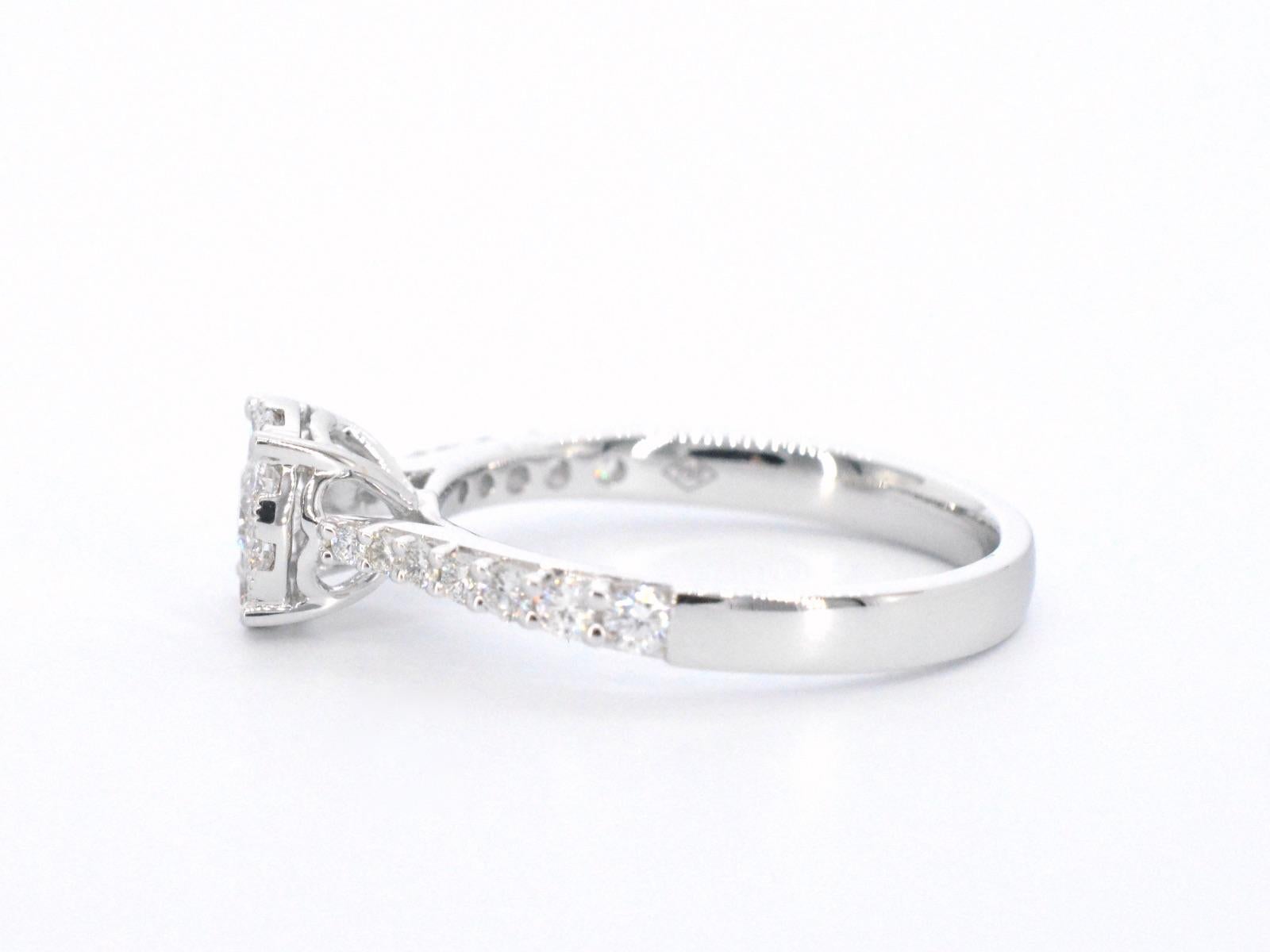 Women's White Gold Entourage Ring with Brilliant Cut Diamonds For Sale