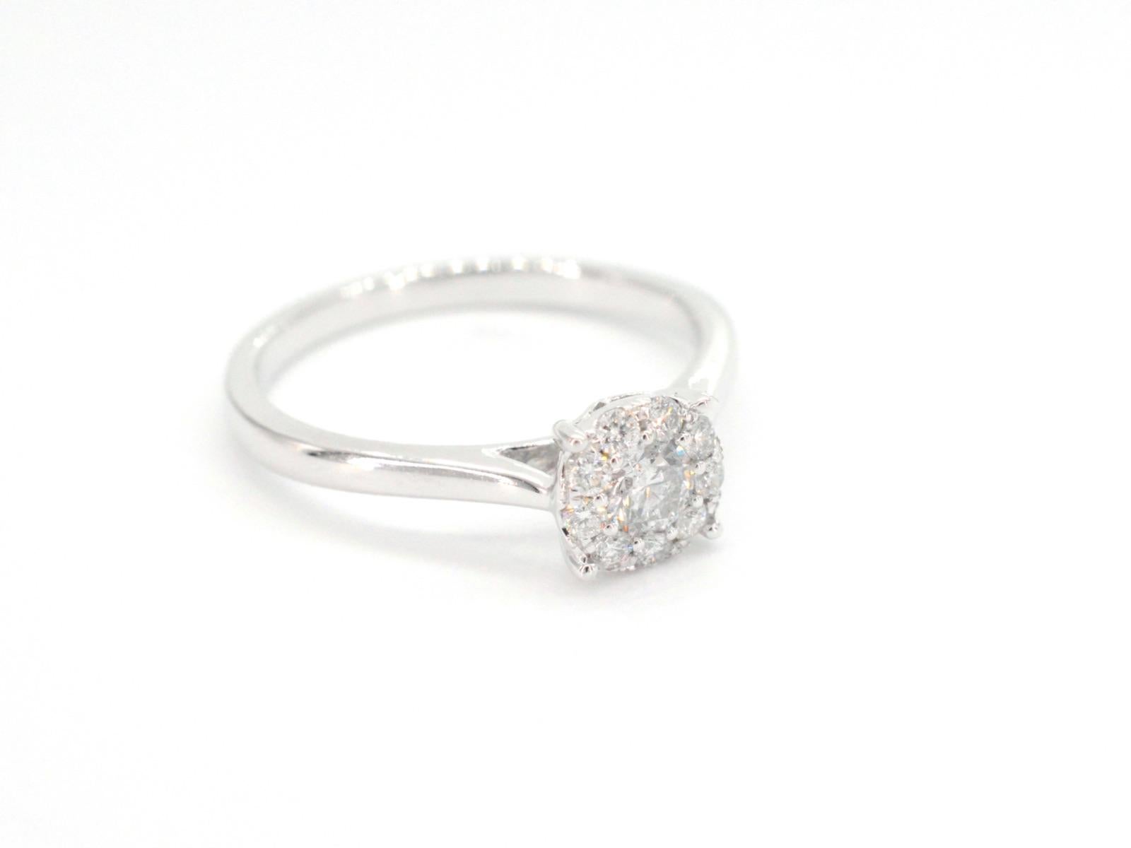 Contemporary White Gold Entourage Ring with Diamonds For Sale