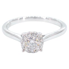 Bague entourage en or blanc avec diamants