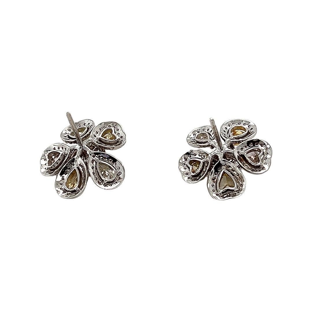 Multi-Color Diamond Flower Stud Earrings In New Condition For Sale In Beverly Hills, CA