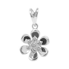 White Gold Flower Pendant with VVS Diamond