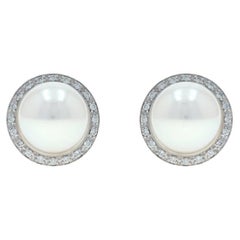 Orecchini a perno in oro bianco con perle d'acqua dolce e diamanti 14k.10ctw