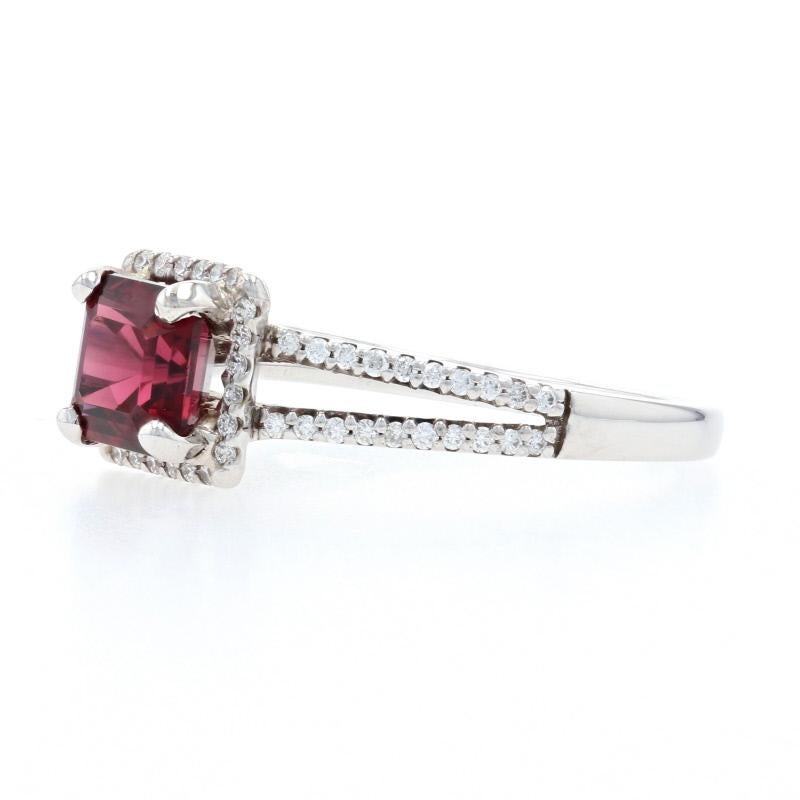 Verlobungsring aus Weißgold mit Granat und Diamant-Halo, 14k Asscher-Schliff, 1,66 Karat () 3