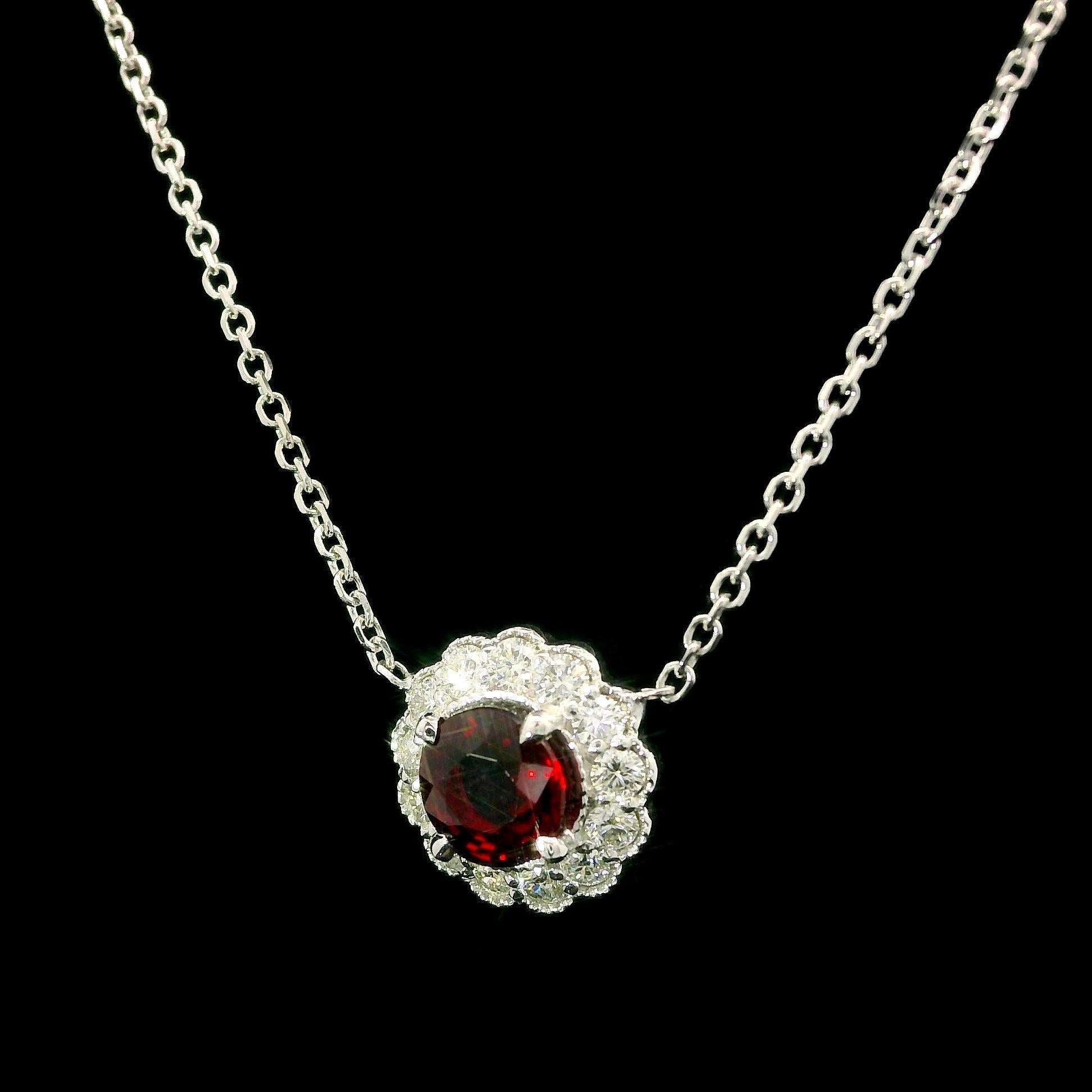 Collana con ciondolo a fiore in oro bianco GIA 0,92ctw rubino rotondo e diamante In condizioni ottime in vendita a Montclair, NJ