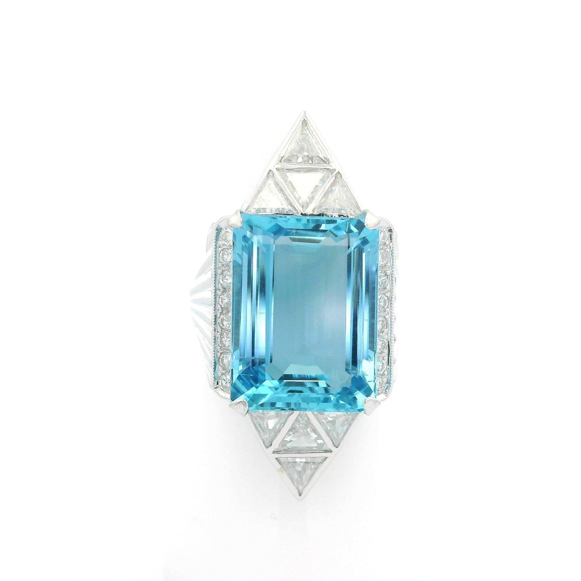 White Gold GIA 12.40ctw High Quality Aquamarine Trillion Diamond Geometric Ring For Sale 6