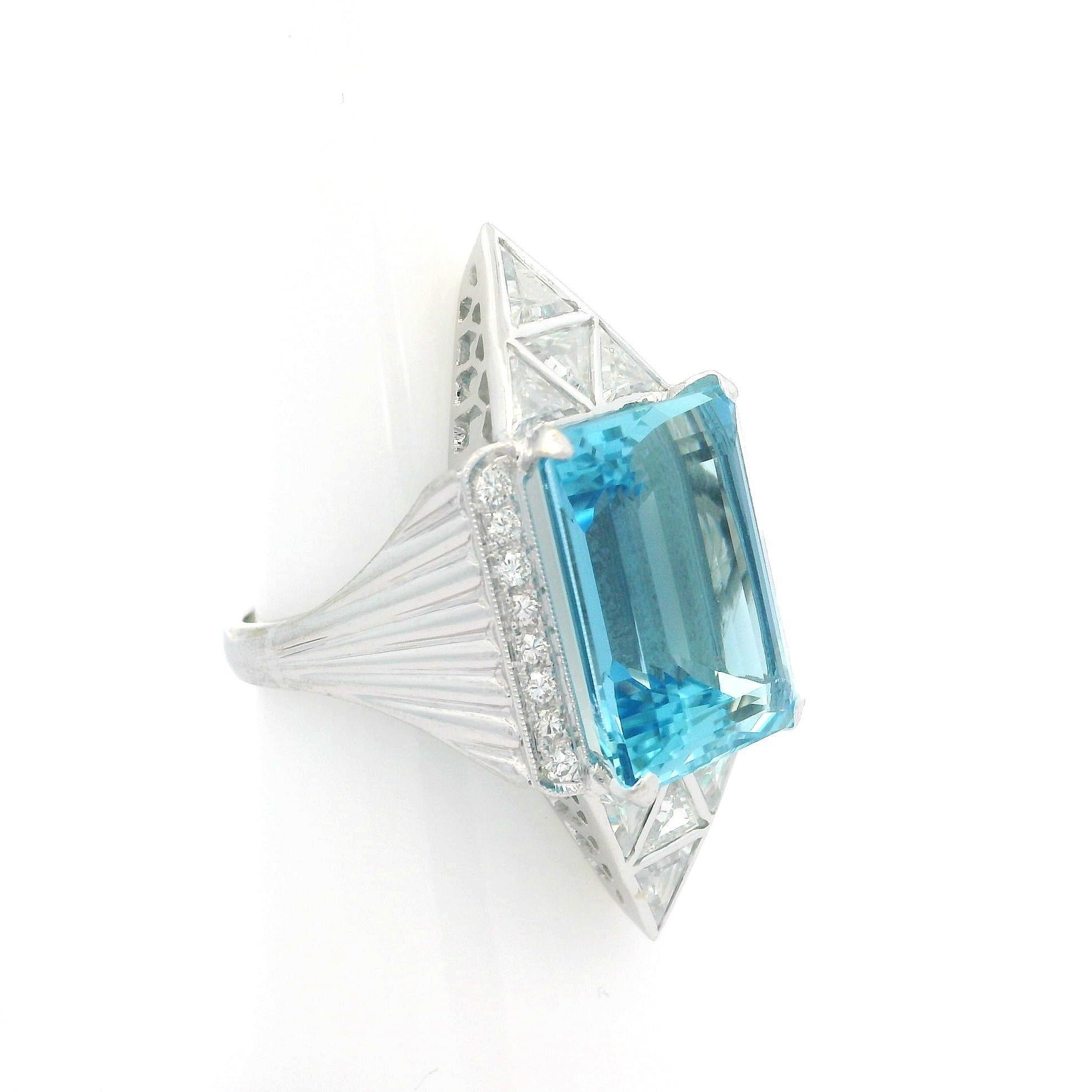 Women's White Gold GIA 12.40ctw High Quality Aquamarine Trillion Diamond Geometric Ring For Sale