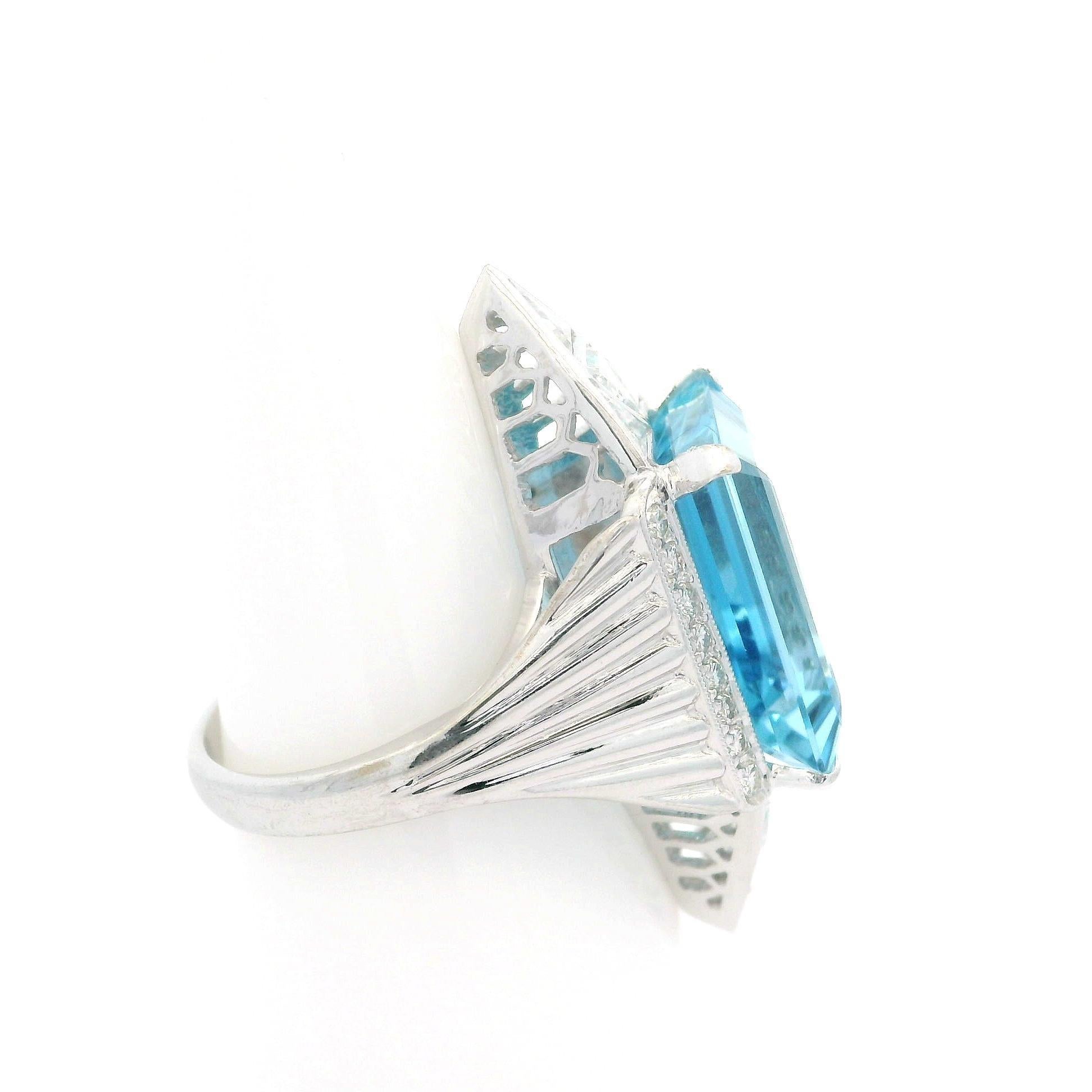 White Gold GIA 12.40ctw High Quality Aquamarine Trillion Diamond Geometric Ring For Sale 3