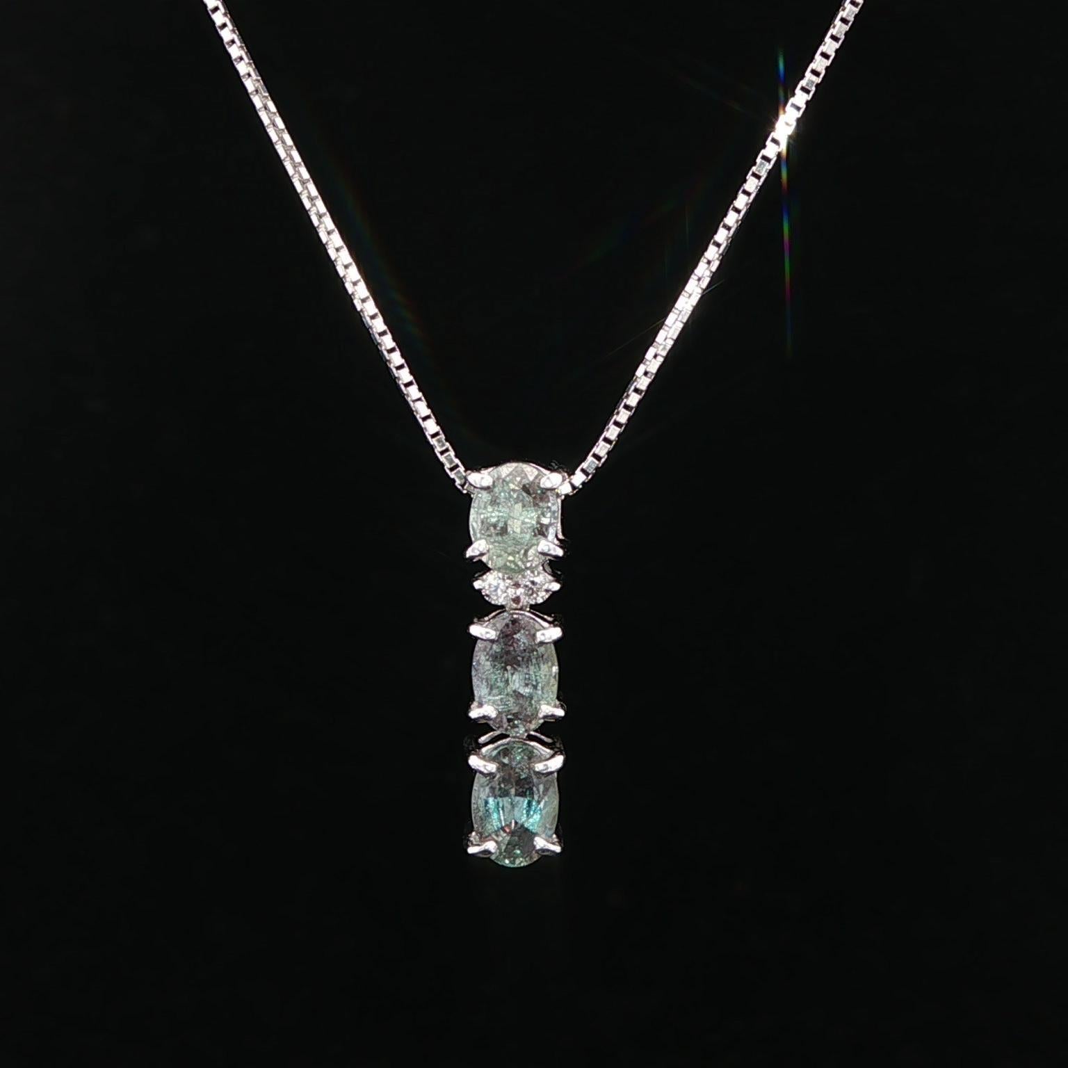 White Gold GIA 1.27ctw Oval Brazil Alexandrite Diamond 3 Stone Pendant Necklace For Sale 7